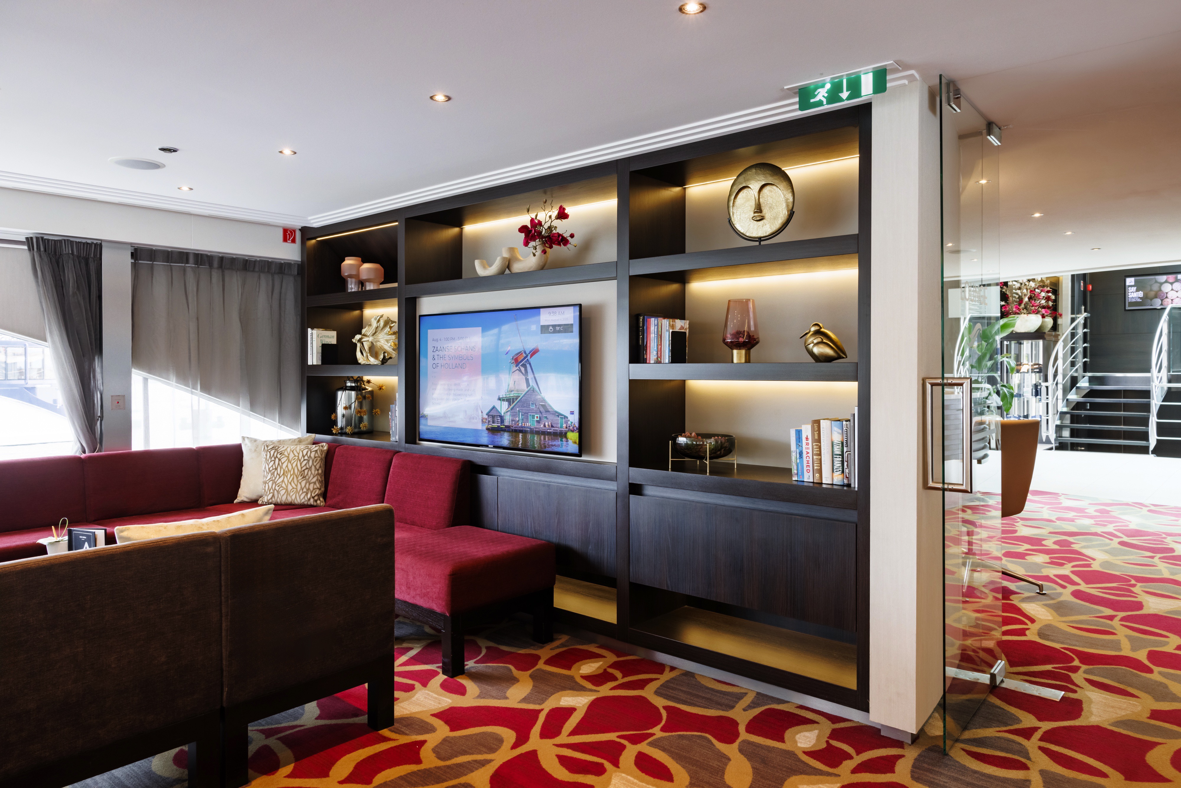 Avalon Imagery II - Panorama Lounge